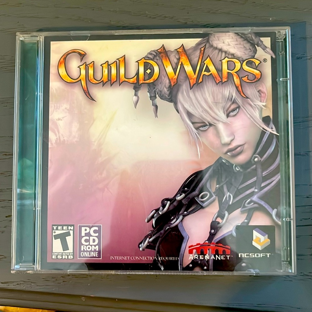 Guild Wars / 2 disks